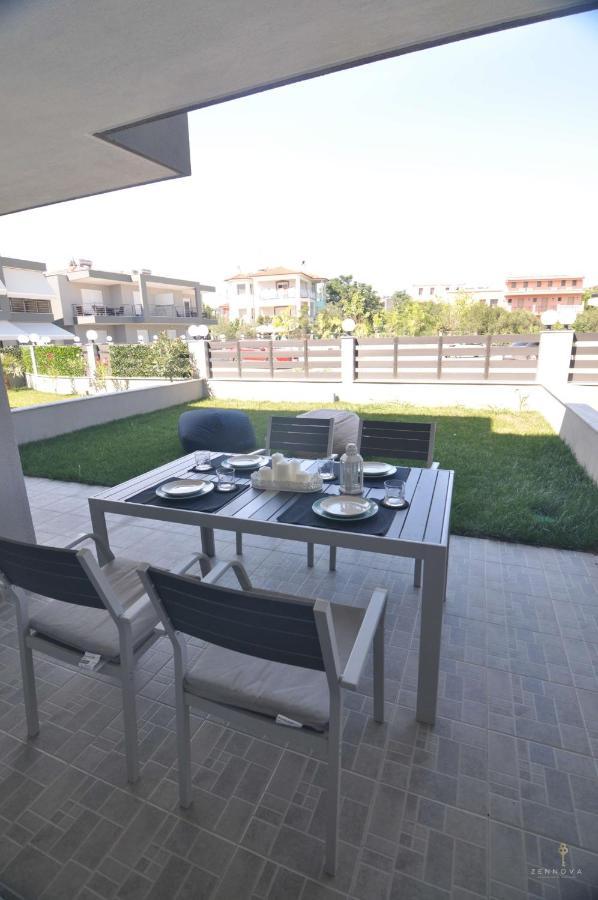 Zennova #24, Flow Nikiti Family Apt Exterior foto
